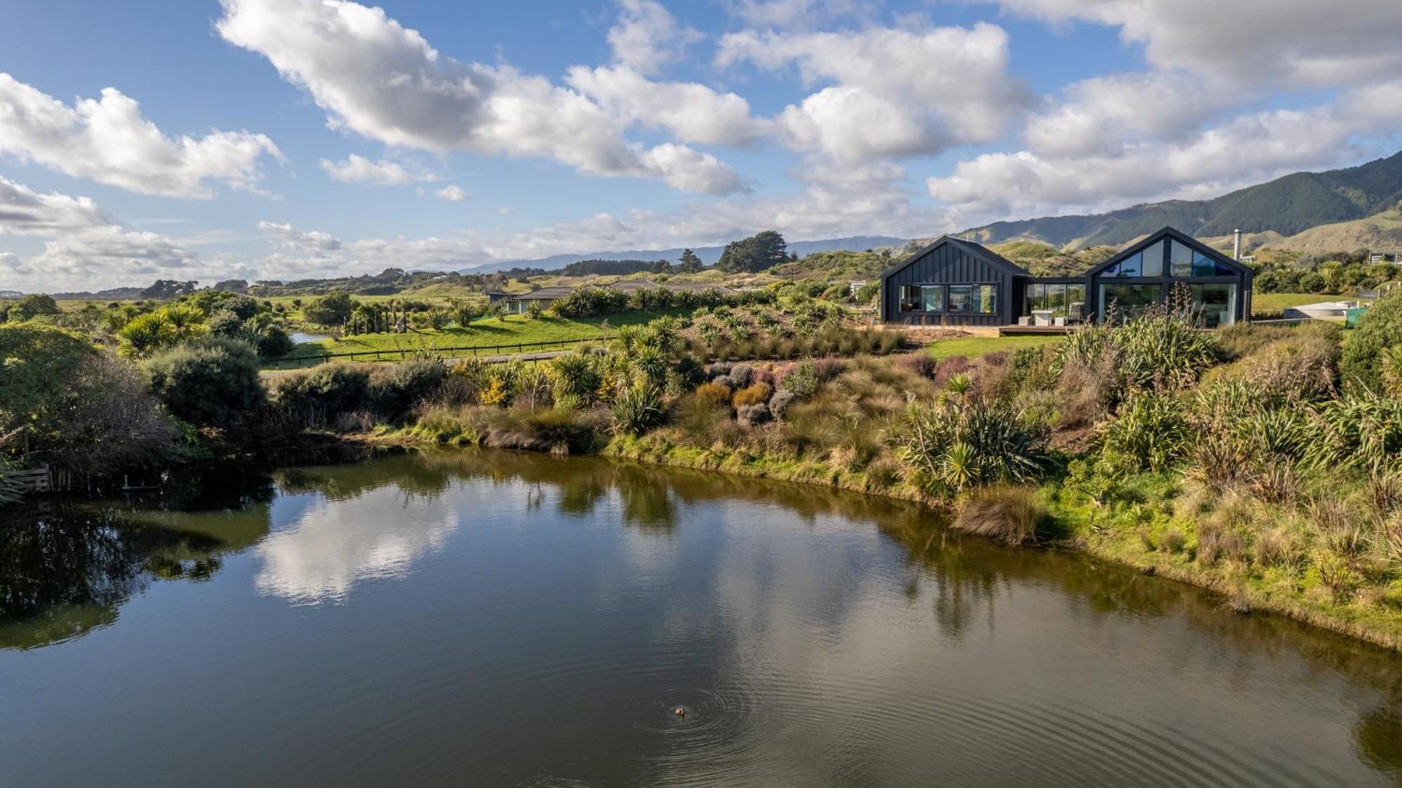 Villa Ono Te Horo Esterno foto